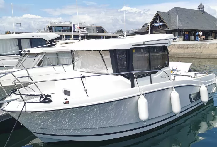 JEANNEAU MERRY FISHER 795 MARLIN