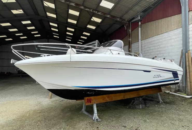 BENETEAU FLYER 650 OPEN
