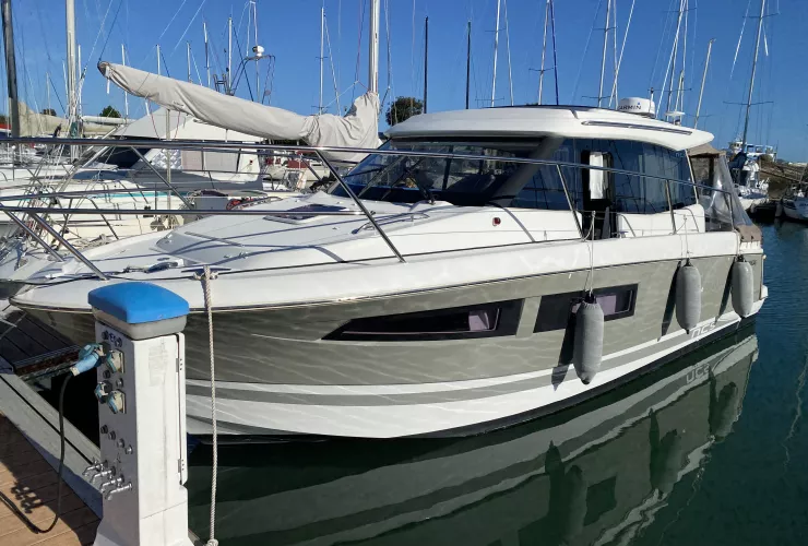 JEANNEAU NC 9