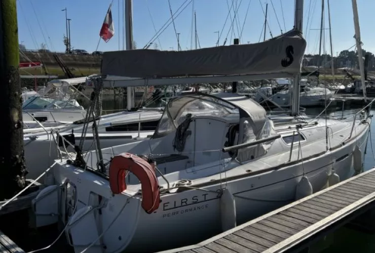 BENETEAU FIRST 27SE