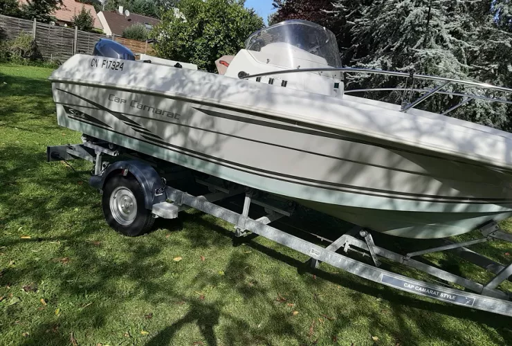 JEANNEAU CAP CAMARAT 5.5 CC