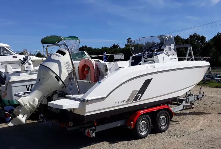BENETEAU FLYER 7 SPACEDECK