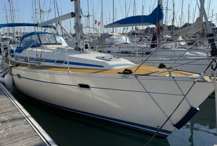 BAVARIA YACHTS BAVARIA 37 CRUISER