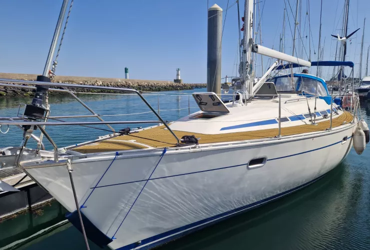 BAVARIA YACHTS 