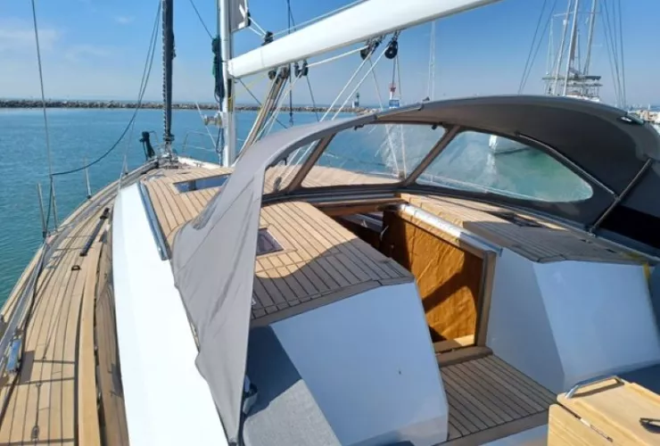 WAUQUIEZ PILOT SALOON 48 - 3