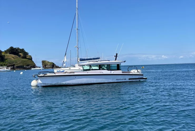 AXOPAR AXOPAR 37 XC CROSS CABIN