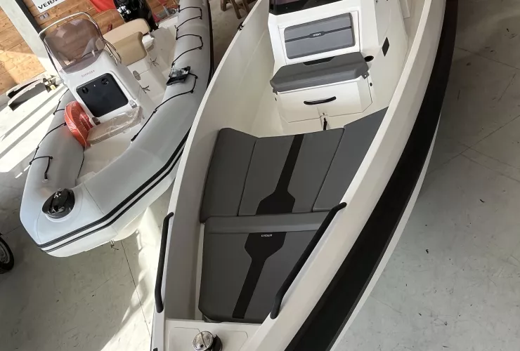 IRON BOATS IRON 827 OPEN