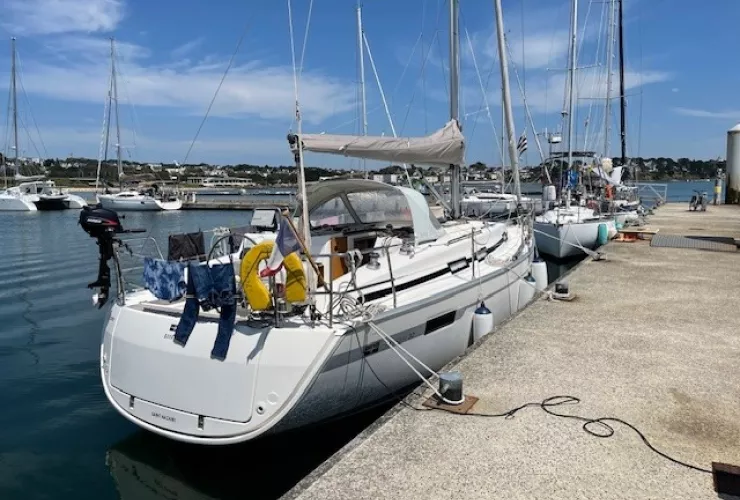 BAVARIA YACHTS BAVARIA 32 CRUISER