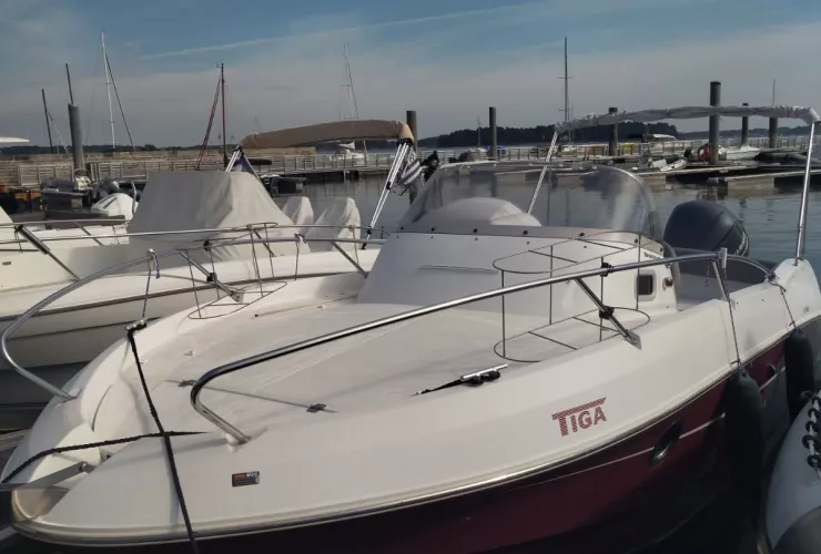 BENETEAU FLYER 7.5 SUNDECK