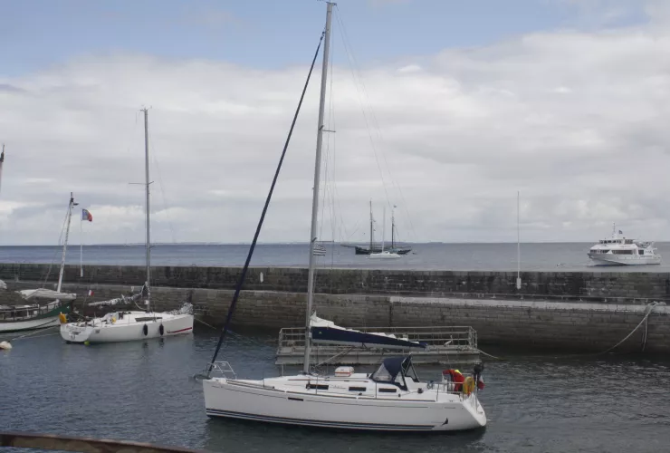 DUFOUR DUFOUR 325 GRAND LARGE