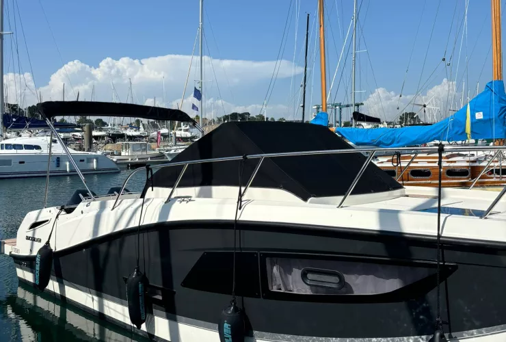 QUICKSILVER ACTIV 875 SUNDECK - 2