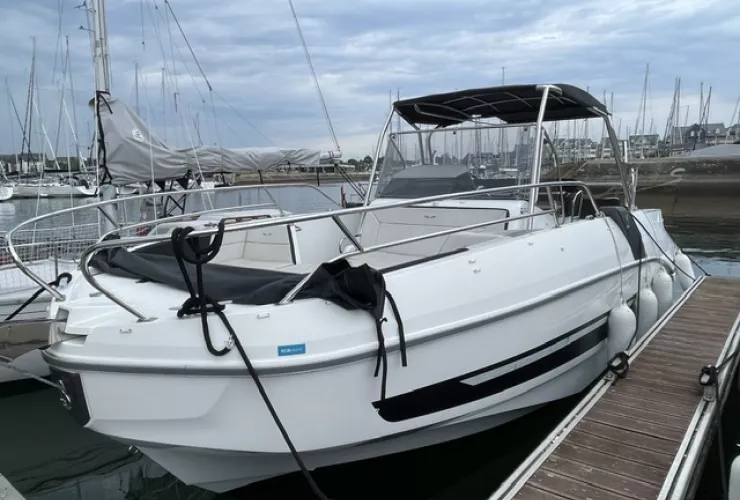 BENETEAU FLYER 8.8 SPACEDECK - 2