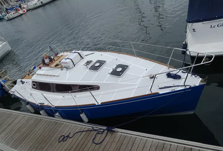 CHANTIER PETREL SERPENTAIRE 8.51 - 1