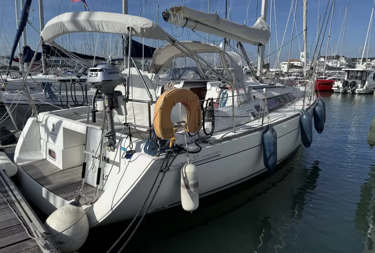 BENETEAU OCEANIS 37 - 1
