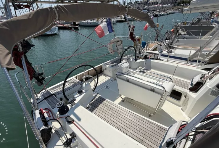 JEANNEAU SUN ODYSSEY 389 - 3