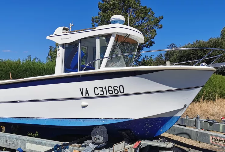 BENETEAU ANTARES 700 FISHING - 1
