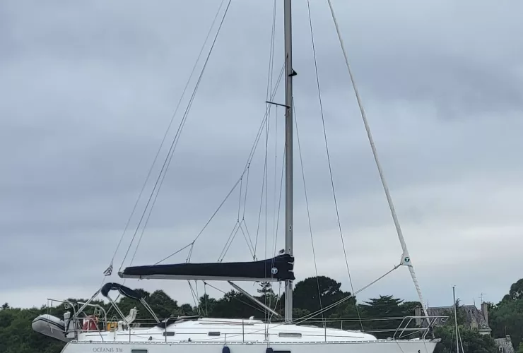 BENETEAU OCEANIS 331 CLIPPER - 1