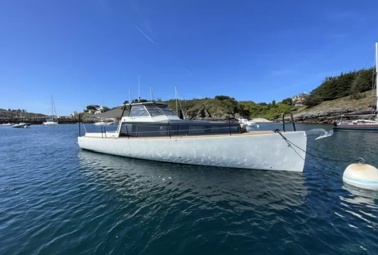 RANGE BOAT  - 30