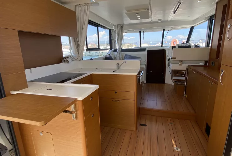 BENETEAU SWIFT TRAWLER 41 FLY - 2
