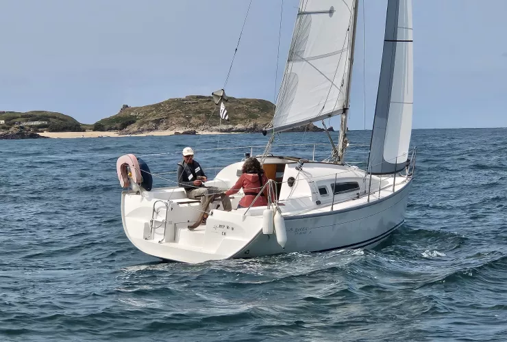JEANNEAU SUN ODYSSEY 26 - 27