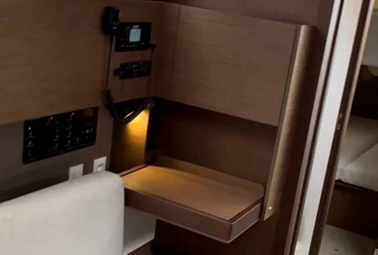 BENETEAU OCEANIS 35.1 - 17