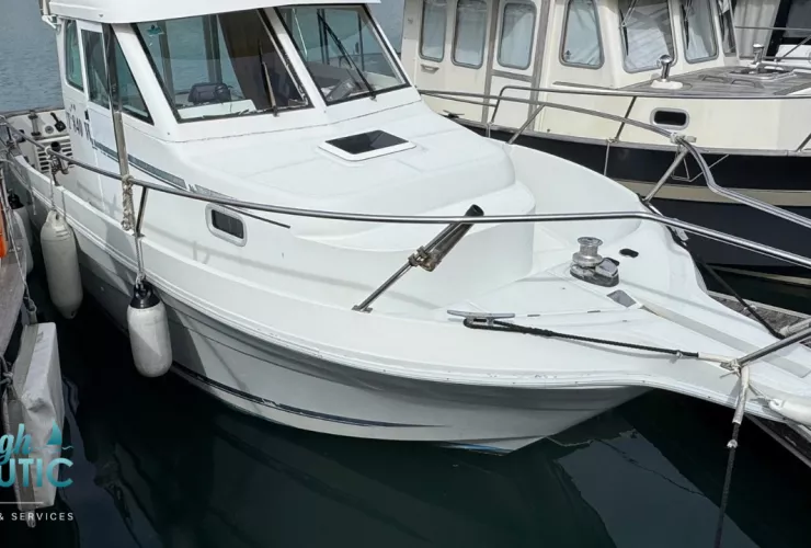ST BOATS  - 28