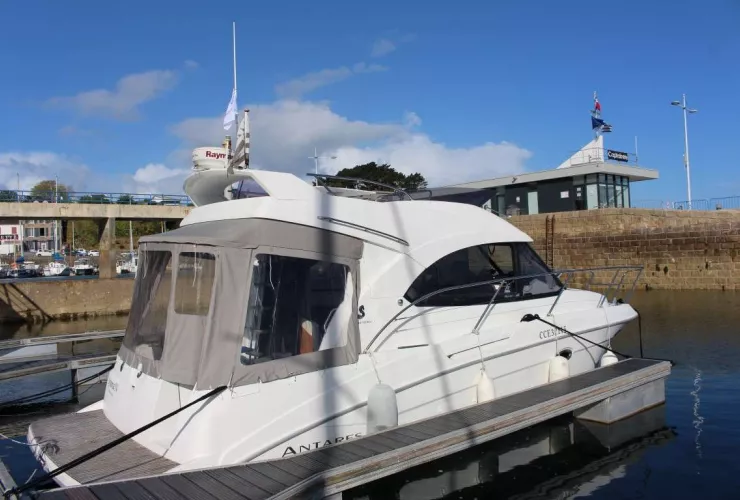 BENETEAU ANTARES 30
