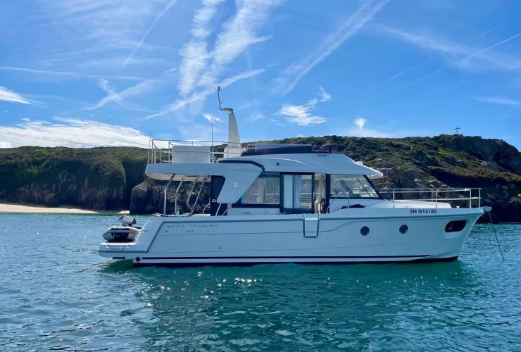 BENETEAU SWIFT TRAWLER 41 FLY
