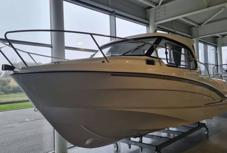 BENETEAU ANTARES 8.80