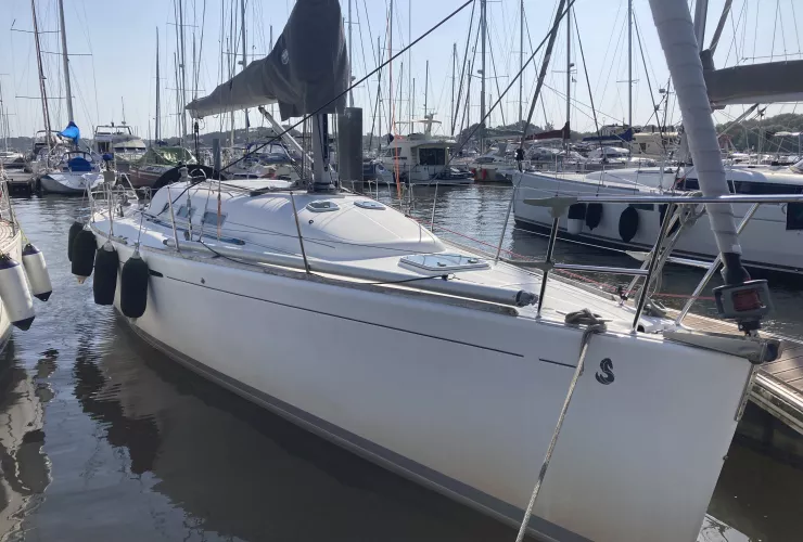 BENETEAU 