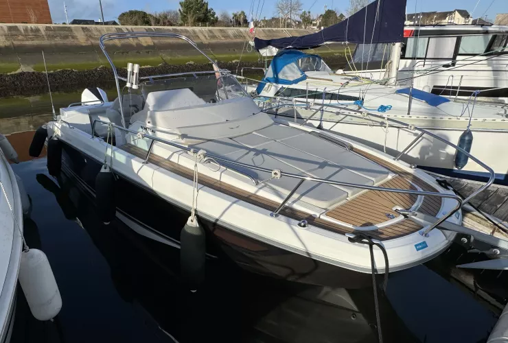 BENETEAU FLYER 8 SUNDECK