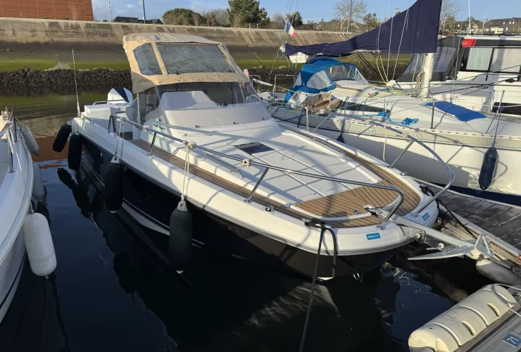 BENETEAU FLYER 8 SUNDECK