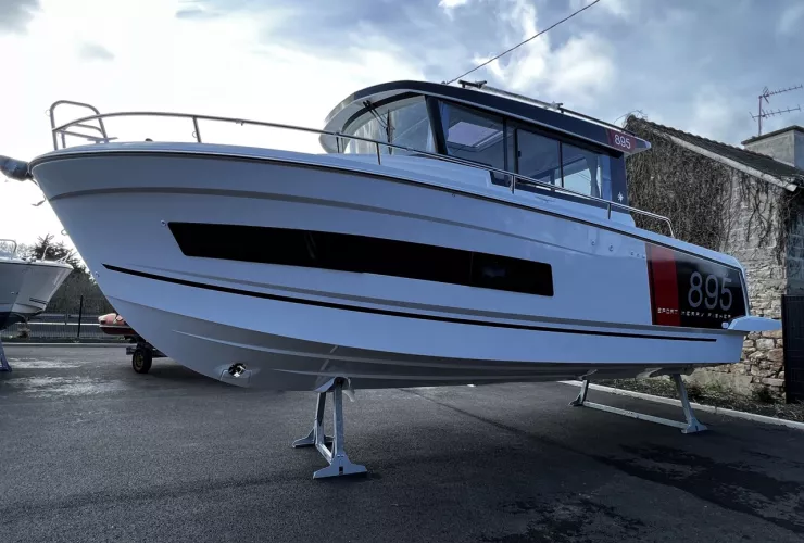 JEANNEAU MERRY FISHER 895 SPORT - 2