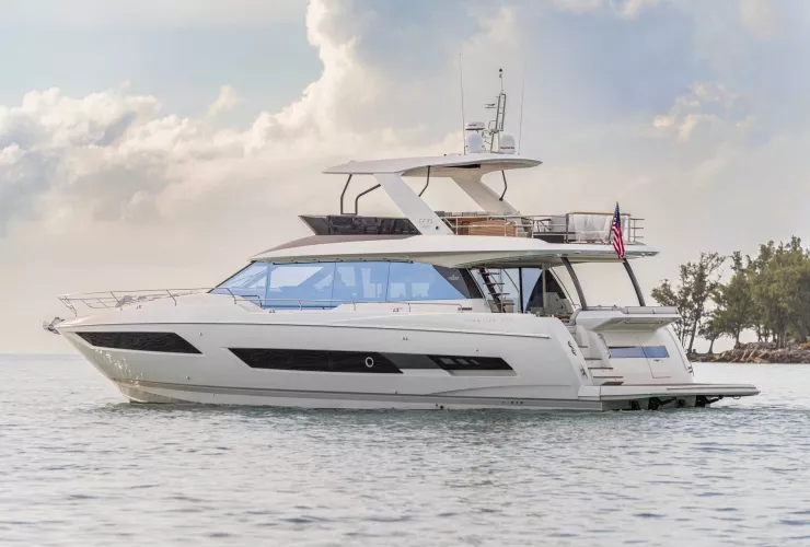 PRESTIGE YACHTS PRESTIGE 690 FLYBRIDGE - 2