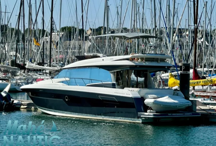 PRESTIGE YACHTS PRESTIGE 520