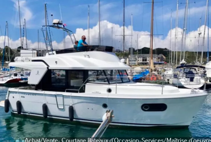 BENETEAU SWIFT TRAWLER 35