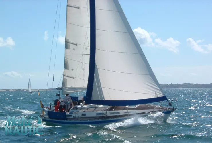 WAUQUIEZ CENTURION 36