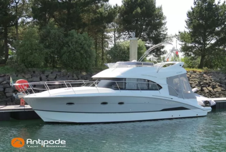 BENETEAU ANTARES 42 FLY - 2