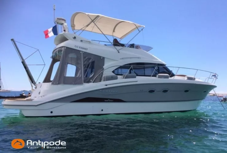 BENETEAU ANTARES 42 FLY - 3