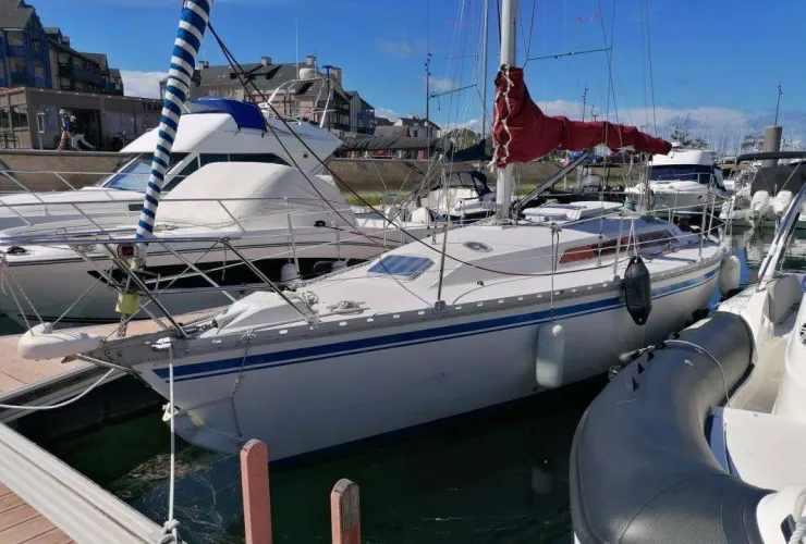JEANNEAU 