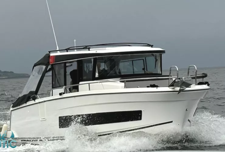 JEANNEAU MERRY FISHER 895 SPORT - 2
