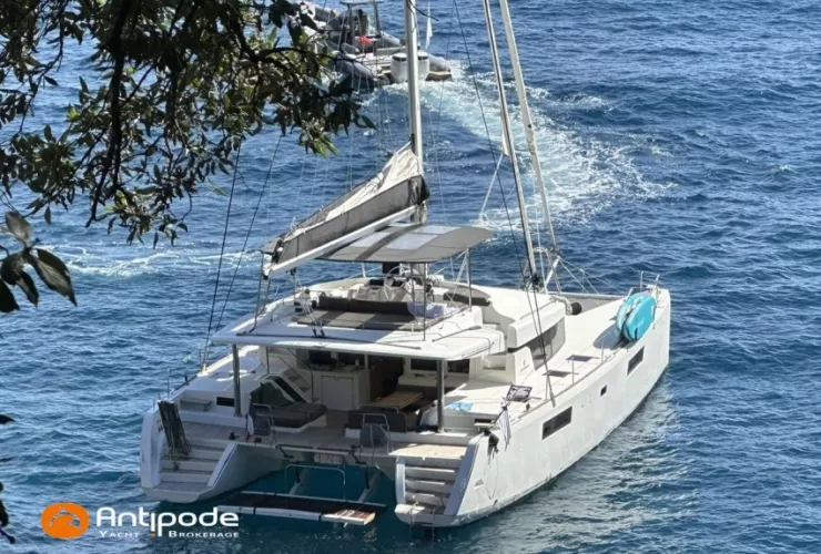 LAGOON LAGOON 52