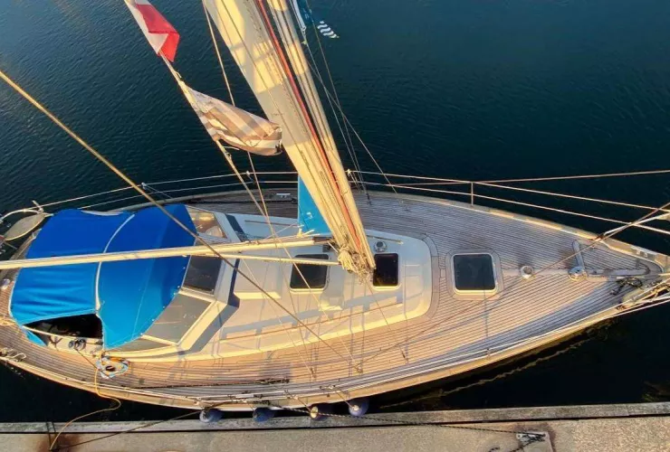 HALLBERG-RASSY HALLBERG-RASSY 352