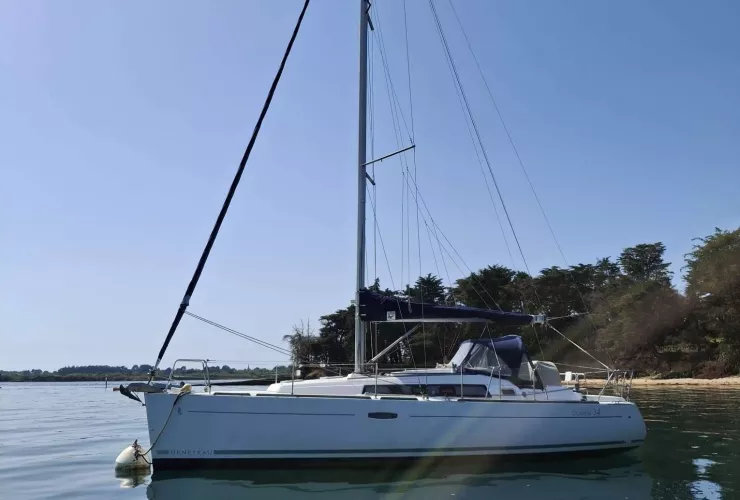 BENETEAU OCEANIS 34 SHALLOW DRAFT