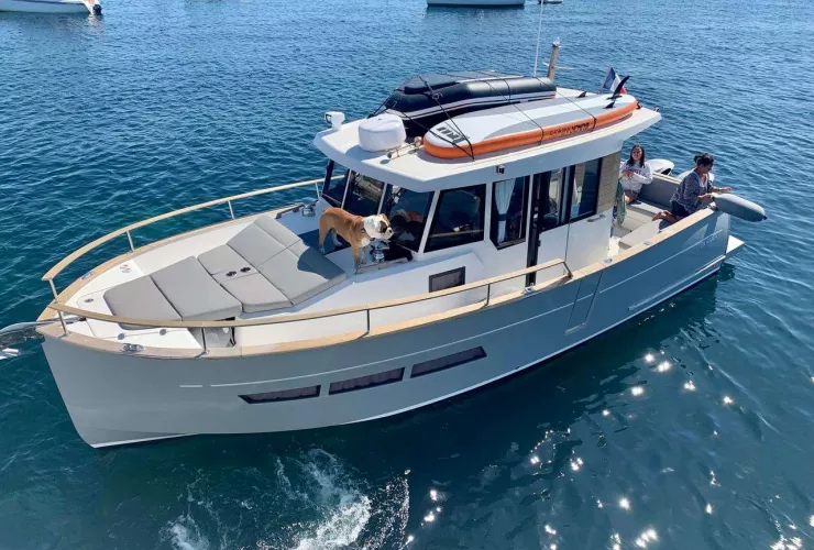 RHEA MARINE RHEA 32 HB TIMONIER