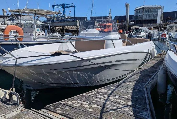 JEANNEAU CAP CAMARAT 6.5 CC