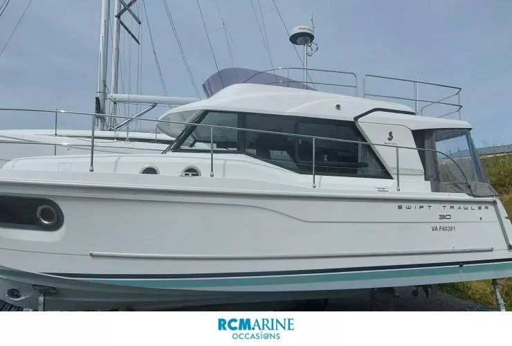BENETEAU SWIFT TRAWLER 30