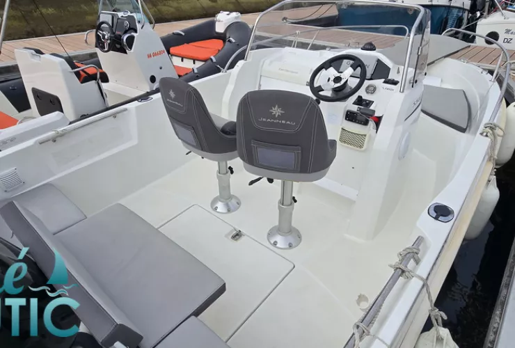JEANNEAU CAP CAMARAT 5.5 CC - 3