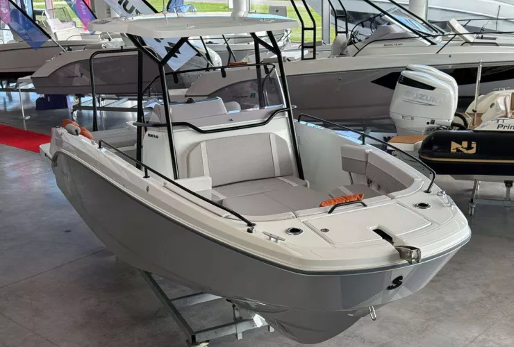 BENETEAU FLYER 8 SPACEDECK - 2