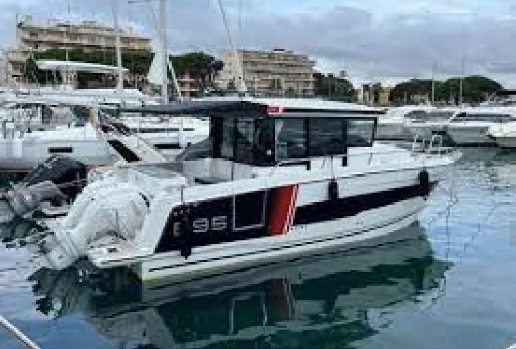 JEANNEAU MERRY FISHER 895 SERIE 2